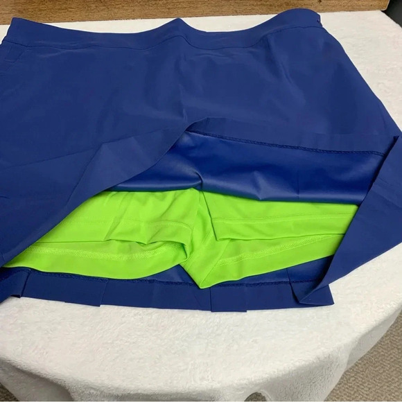 Empowered Performance blue/green pleated golf skort size 22 NWT - Picture 4 of 9